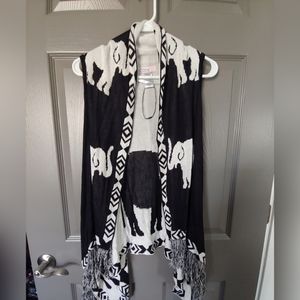 *Never Worn*Black and white elephant cardigan vest